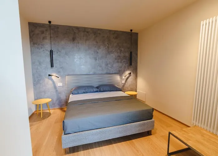 Vietti Aparthotel 4*
